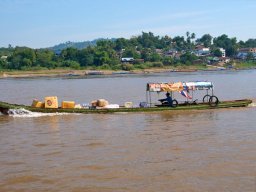 Thailand2009-MekongRiverCruise-010